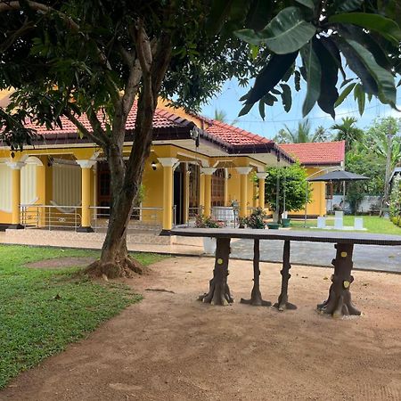 Rehara Villa Marawila Exterior foto